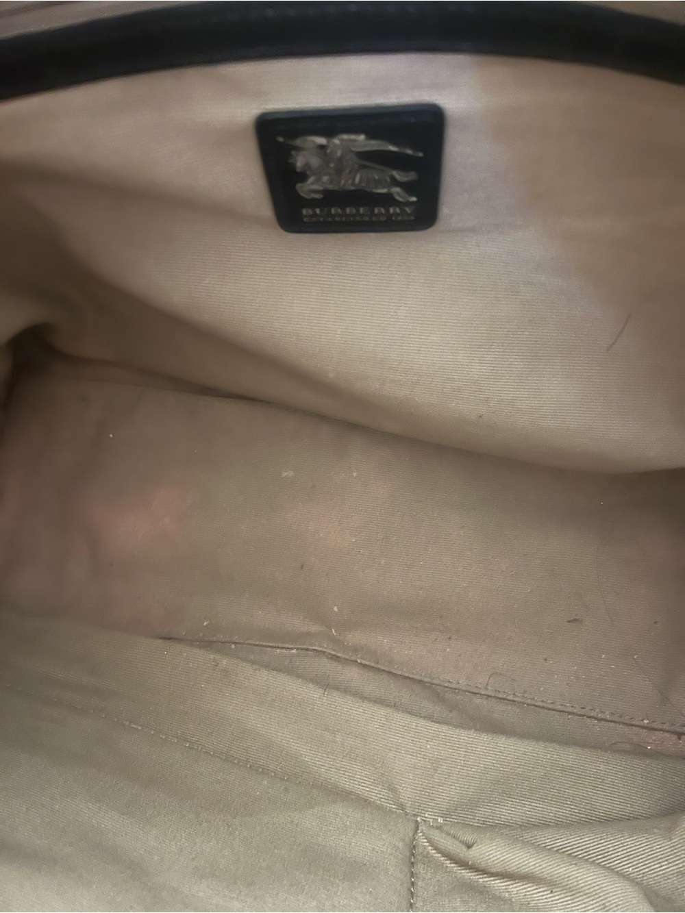 Burberry Beige Fabric Interior Tote with Black Logo Plaque - Picture 3 of 3